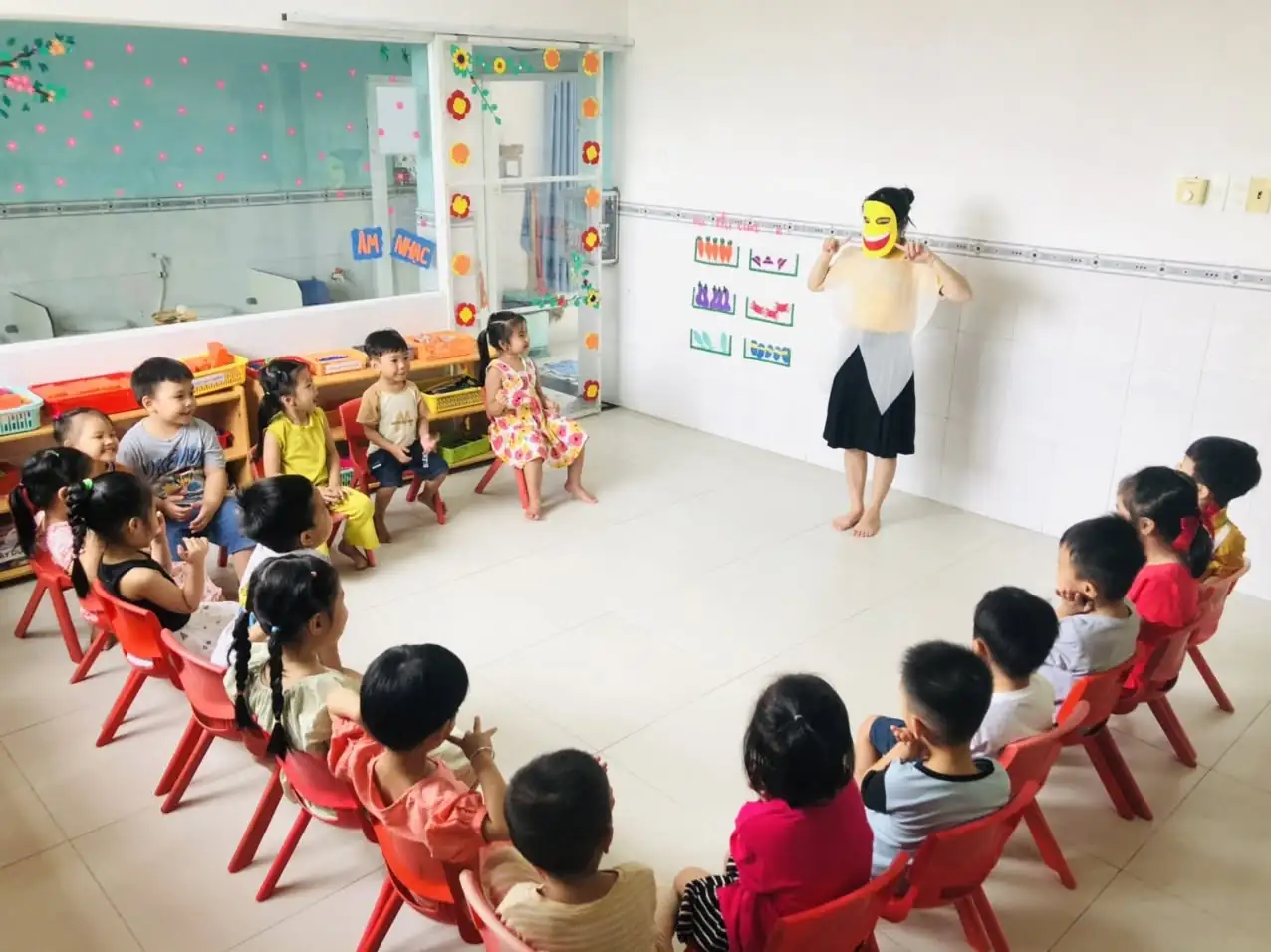 TRƯỜNG MẦM NON DUY NHẬT TÂN